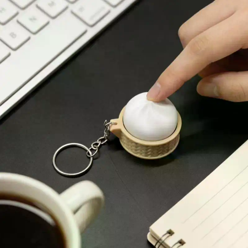سلسلة مفاتيح على شكل خبز البخا - مراجعة Electronics Gadgets Bag وسعره